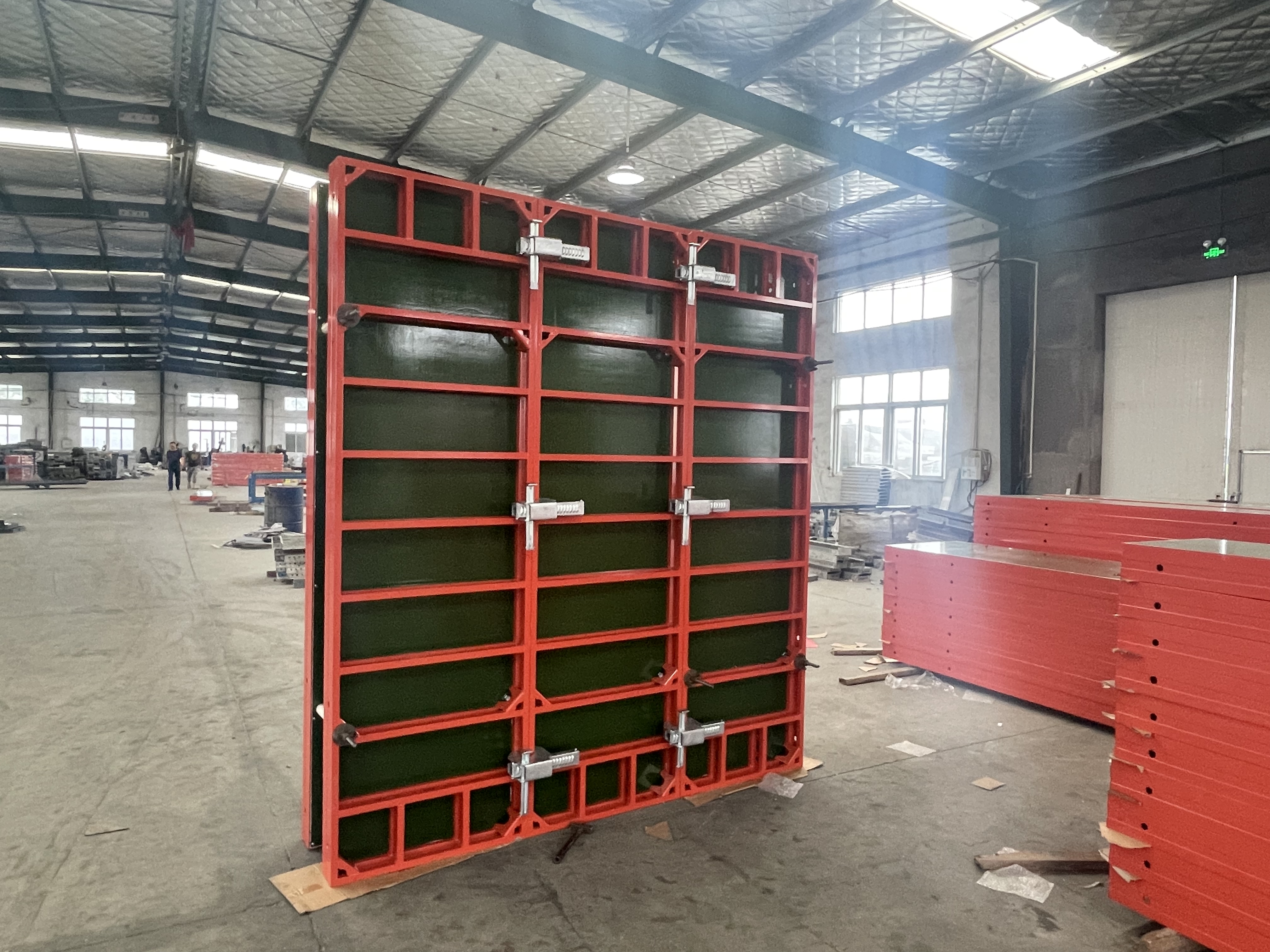 Bingkai bingkai aluminium untuk lajur dan pembinaan dinding: Panduan yang komprehensif